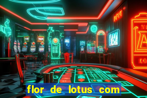 flor de lotus com lua tatuagem